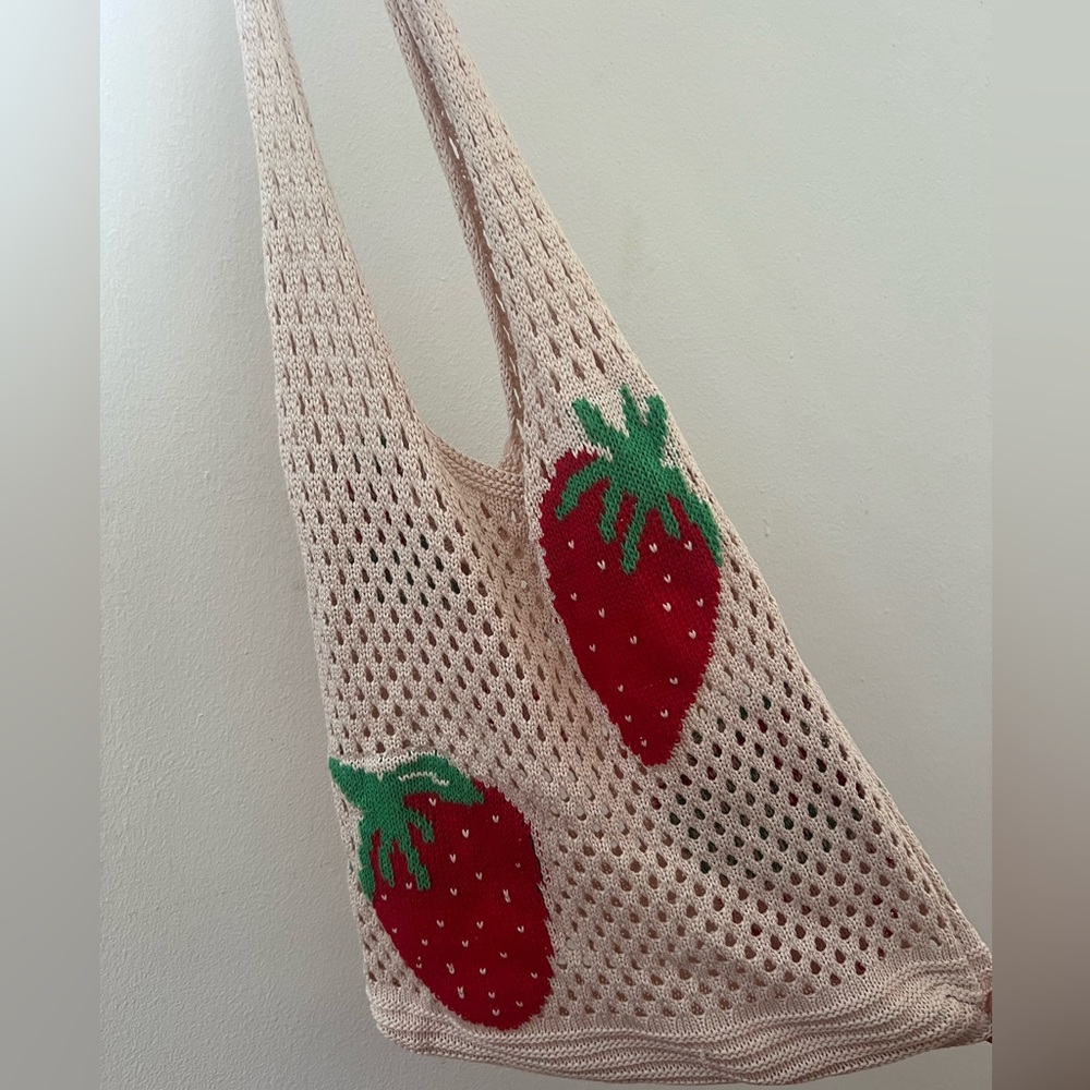 Strawberry summer tote bag